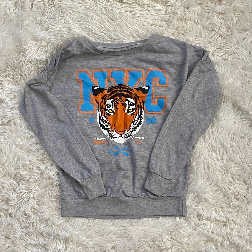 NYC Sweatshirt - Picture 2 of 4